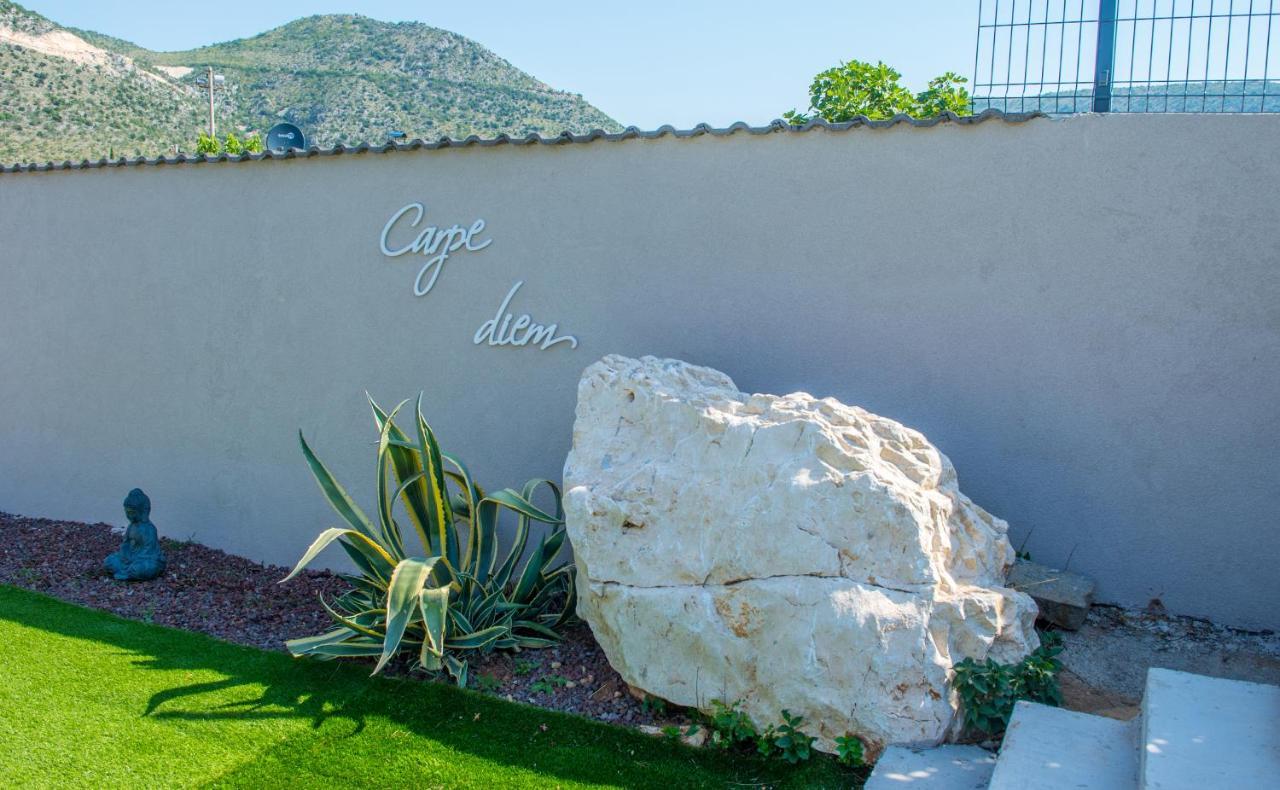 Villa Carpe Diem - With Private Pool Mostar Eksteriør bilde