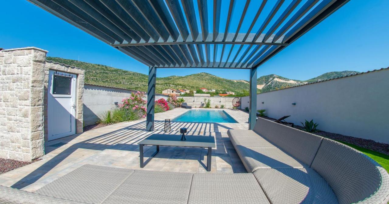 Villa Carpe Diem - With Private Pool Mostar Eksteriør bilde